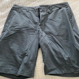 Travis Mathew Golf Shorts- Size 34